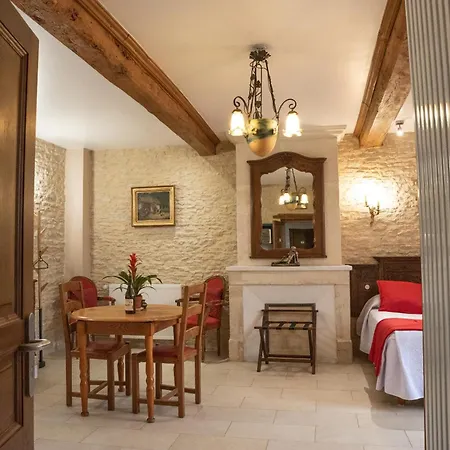 Le Clos Des Courtines - * Meuvaines
