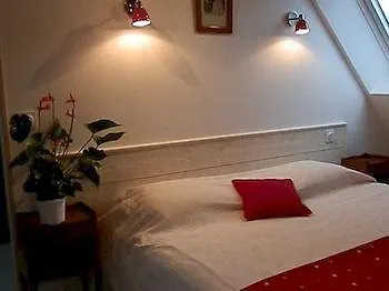 Le Clos Des Courtines - Meuvaines Apartment Meuvaines