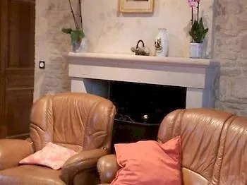 Le Clos Des Courtines - Meuvaines Apartment Meuvaines