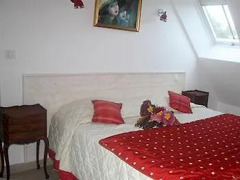 Le Clos Des Courtines - *