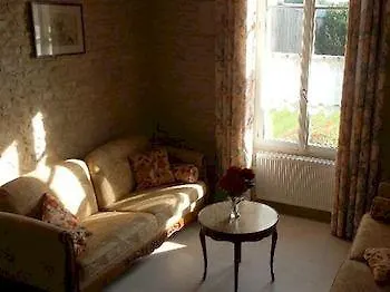 Le Clos Des Courtines - * Meuvaines